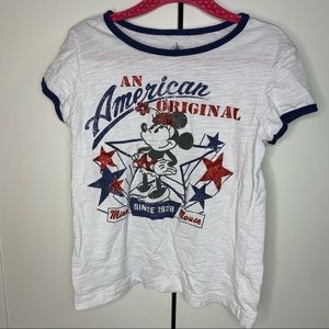 Girl’s Disney Minnie Mouse Patriotic Graphic T-Shirt.